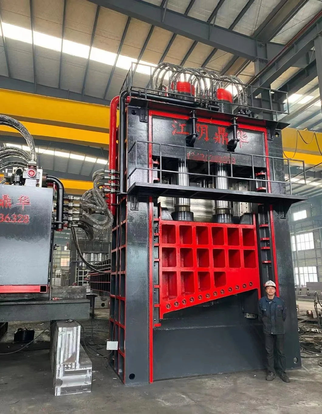 Heavy Duty Guillotine Metal Shear Machine Scrap Steel Iron Aluminum Hydraulic Gantry Shear Machine for Steel Plant Recycling